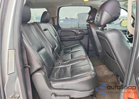 2013 Chevrolet Suburban C1500 Lt z USA, uszkodzony, nr VIN 1GNSCJE00DR174285